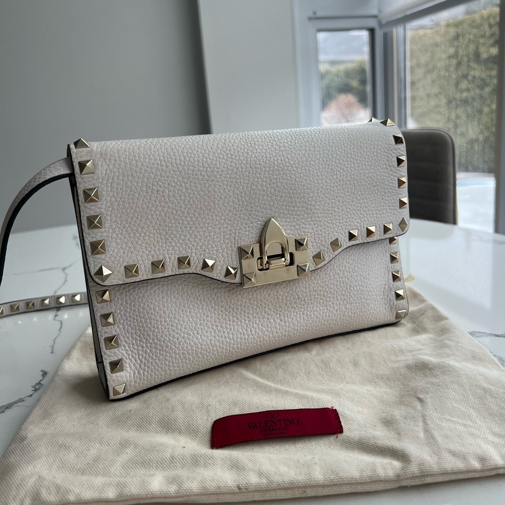 Authentic VALENTINO SMALL ROCKSTUD GRAINY CALFSKIN CROSSBODY BAG